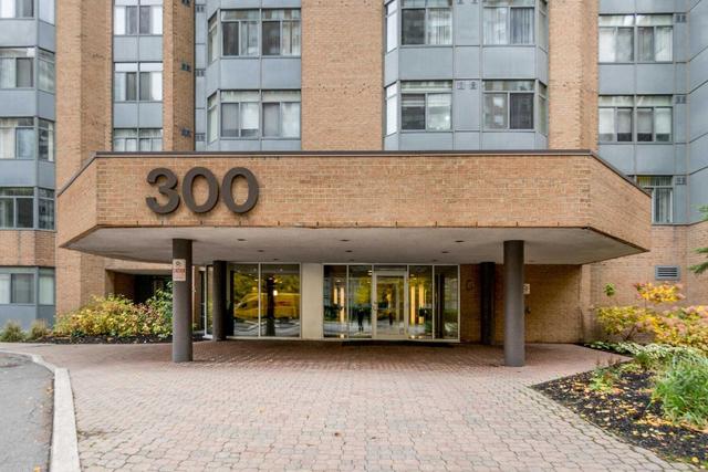 1411 - 300 Webb Dr, Condo with 2 bedrooms, 1 bathrooms and 1 parking in Mississauga ON | Image 12