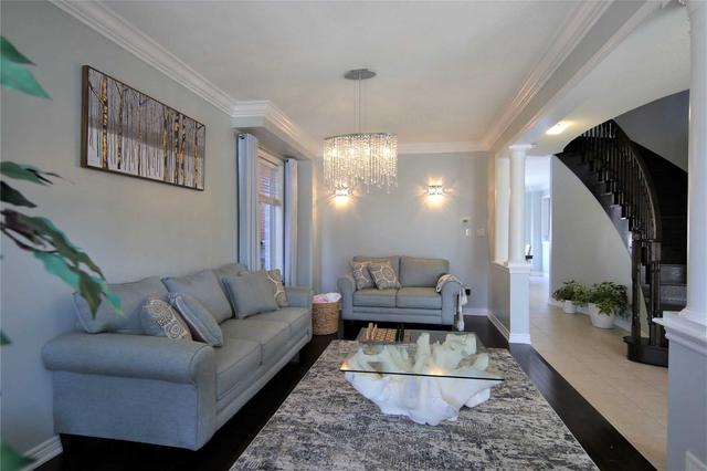 21 Maverick Cres, House detached with 4 bedrooms, 3 bathrooms and 6 parking in Brampton ON | Image 29