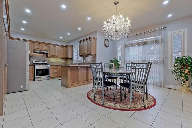 4 Springwood Heights Cres, House detached with 4 bedrooms, 6 bathrooms and 4 parking in Brampton ON | Image 6