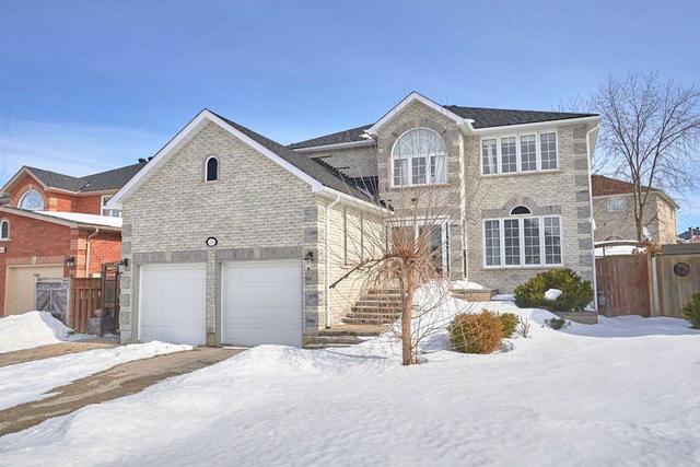 66 Carley Cres, House detached with 4 bedrooms, 4 bathrooms and 8 parking in Barrie ON | Image 1