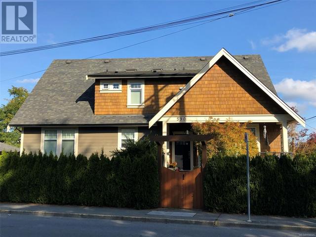 590 Simcoe St, House detached with 3 bedrooms, 4 bathrooms and 2 parking in Victoria BC | Image 29