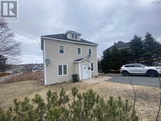 646/648 Main Street, House other with 0 bedrooms, 0 bathrooms and null parking in Cape Breton NS | Image 2