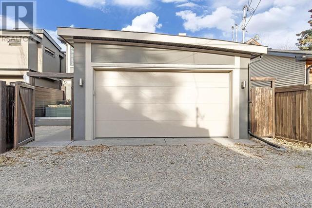 127 35 Street Nw, House detached with 4 bedrooms, 3 bathrooms and 2 parking in Calgary AB | Image 46