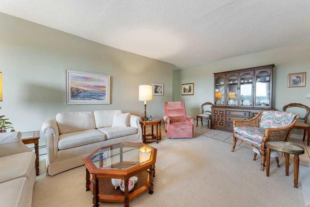 640 West St, Condo with 3 bedrooms, 2 bathrooms and 1 parking in Brantford ON | Image 3