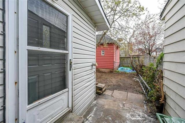 1024 Cannon St E, House attached with 3 bedrooms, 2 bathrooms and 0 parking in Hamilton ON | Image 28