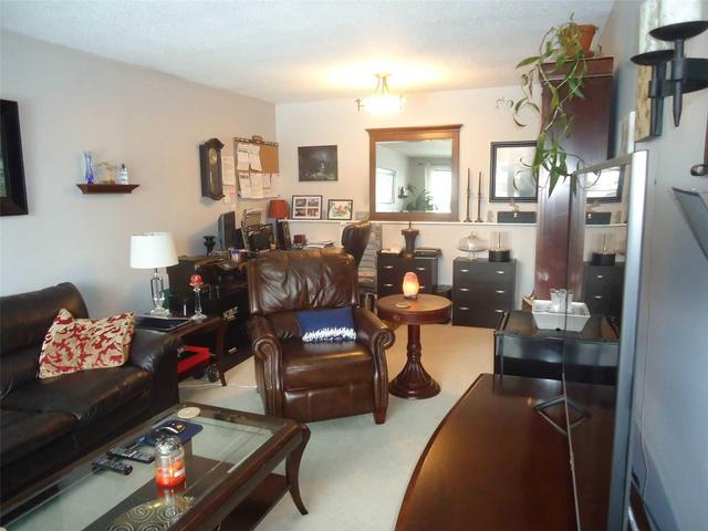 635 Capilano Cres, House other with 2 bedrooms, 2 bathrooms and 4 parking in Oshawa ON | Image 8