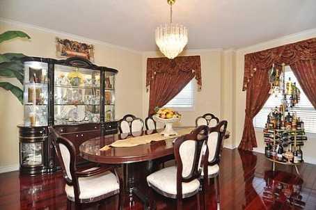 80 Horne Ave, House detached with 5 bedrooms, 3 bathrooms and 3 parking in Ajax ON | Image 2