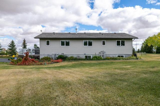 39376 Range Road 19 2, House detached with 5 bedrooms, 2 bathrooms and 10 parking in Red Deer County AB | Image 37