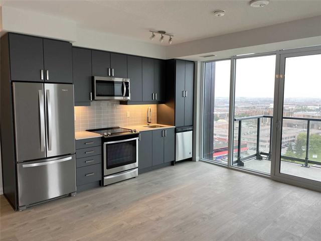 1515 - 7895 Jane St, Condo with 2 bedrooms, 2 bathrooms and 1 parking in Vaughan ON | Image 11