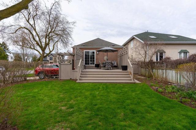 7 Arden Cres, House detached with 3 bedrooms, 2 bathrooms and 1 parking in Toronto ON | Image 10