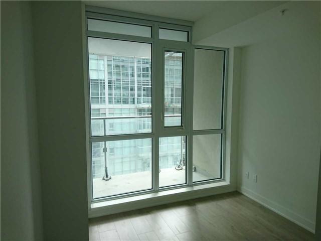 1004 - 30 Nelson St, Condo with 2 bedrooms, 2 bathrooms and 1 parking in Toronto ON | Image 11