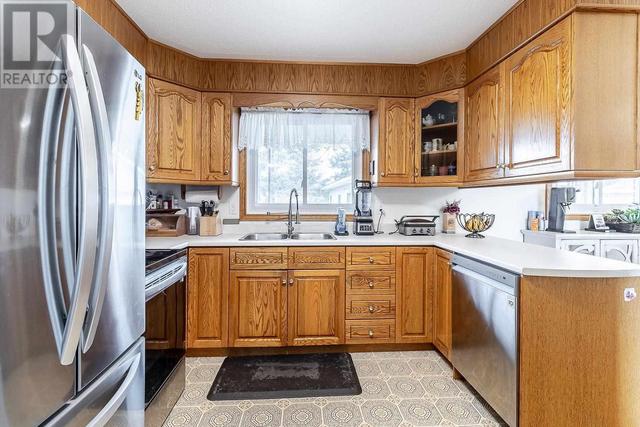 18 Elaine Ct, House detached with 3 bedrooms, 2 bathrooms and null parking in Sault Ste. Marie ON | Image 23