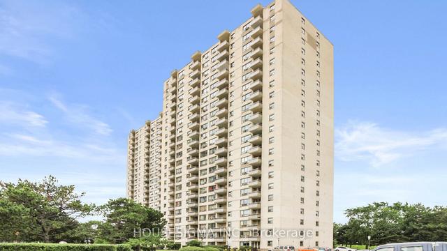 812 - 390 Dixon Rd, Condo with 3 bedrooms, 1 bathrooms and 1 parking in Toronto ON | Image 12