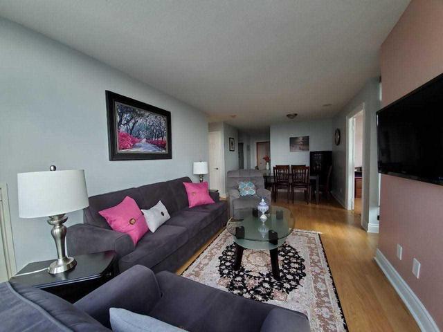 1312 - 15 Greenview Ave, Condo with 2 bedrooms, 2 bathrooms and 1 parking in Toronto ON | Image 7