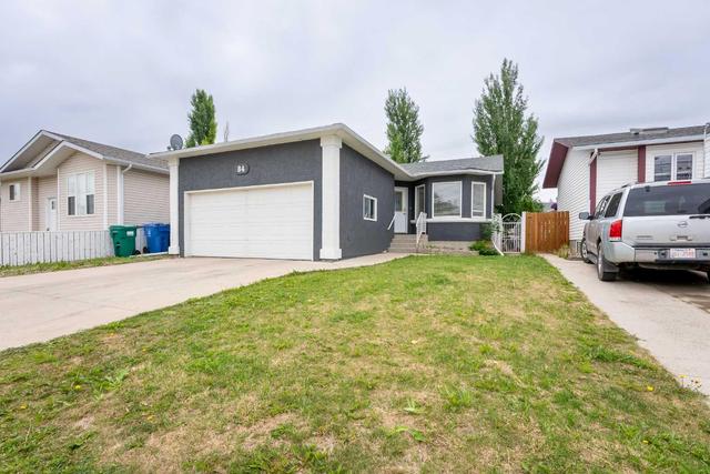 84 Mt Rundle Boulevard W, House detached with 5 bedrooms, 3 bathrooms and 4 parking in Lethbridge AB | Image 35