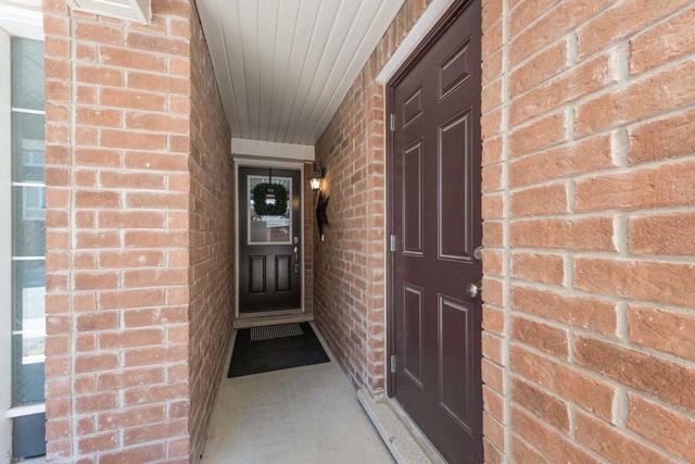 55 - 1000 Asleton Blvd, House attached with 3 bedrooms, 3 bathrooms and 2 parking in Milton ON | Image 11