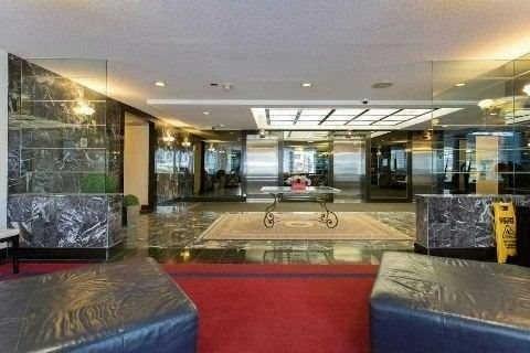 403 - 5765 Yonge St, Condo with 2 bedrooms, 2 bathrooms and 1 parking in Toronto ON | Image 3