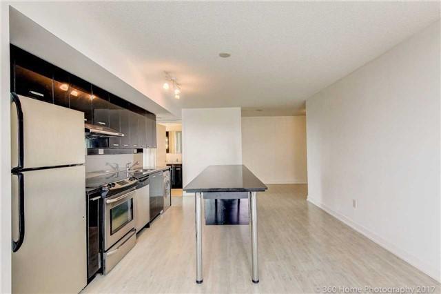 311 - 33 Singer Crt, Condo with 2 bedrooms, 2 bathrooms and 1 parking in Toronto ON | Image 6