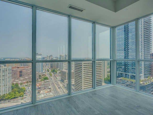 2708 - 9 Bogert Ave, Condo with 2 bedrooms, 2 bathrooms and 1 parking in Toronto ON | Image 17