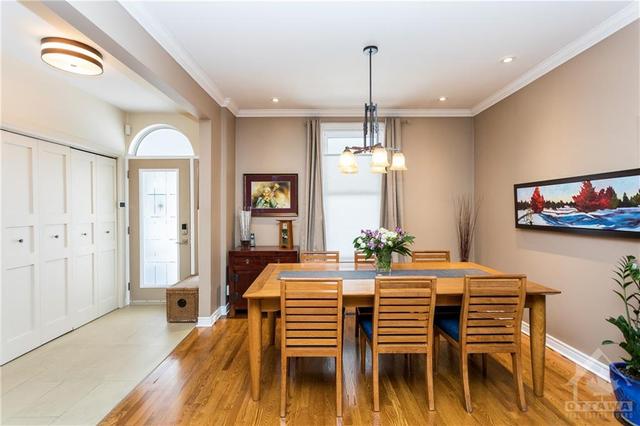 18 Central Avenue, House detached with 3 bedrooms, 2 bathrooms and 1 parking in Ottawa ON | Image 5