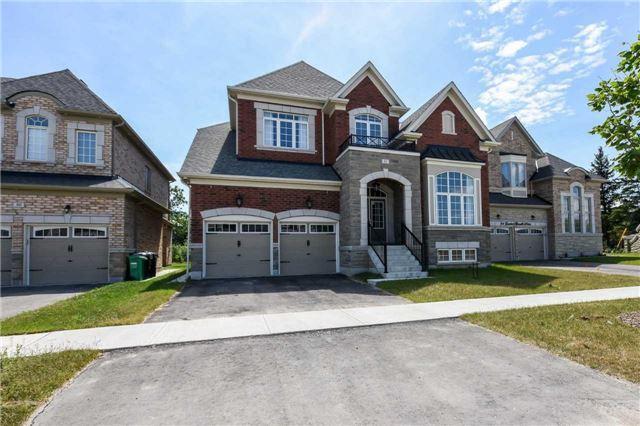 82 Gordon Randle Dr, House detached with 5 bedrooms, 5 bathrooms and 2 parking in Brampton ON | Image 1