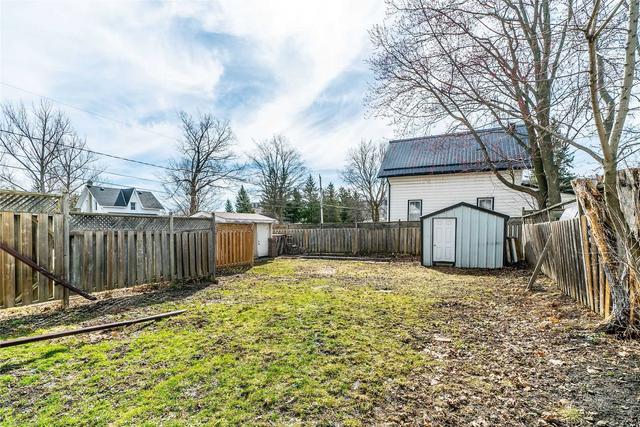 111 Durham St W, House detached with 3 bedrooms, 1 bathrooms and 2 parking in Kawartha Lakes ON | Image 20