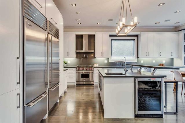 62 Grey Rd, House detached with 4 bedrooms, 5 bathrooms and 6 parking in Toronto ON | Image 4