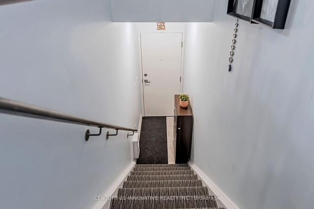 369 - 515 Kingbird Grve, Townhouse with 2 bedrooms, 3 bathrooms and 1 parking in Toronto ON | Image 23
