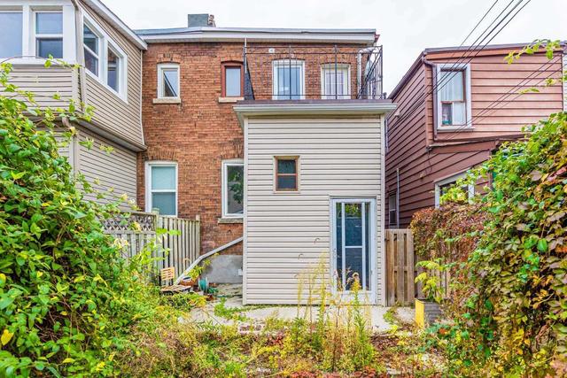 1180 Dufferin St, House semidetached with 2 bedrooms, 2 bathrooms and 1 parking in Toronto ON | Image 14