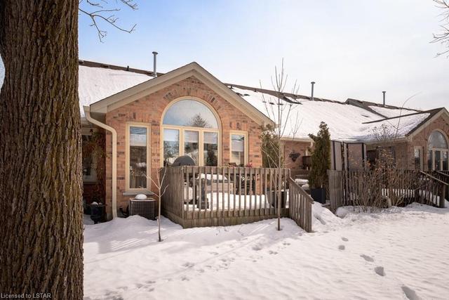 8 - 1331 Commissioners Road W, House attached with 2 bedrooms, 2 bathrooms and null parking in London ON | Image 39
