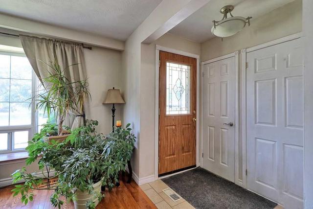 1028 Mccullough Dr, House detached with 3 bedrooms, 2 bathrooms and 3 parking in Whitby ON | Image 23