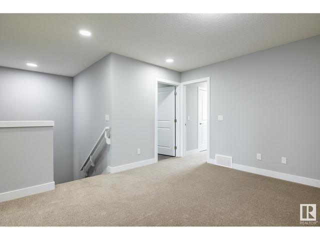 4828 177 Av Nw, House detached with 3 bedrooms, 2 bathrooms and 2 parking in Edmonton AB | Image 12
