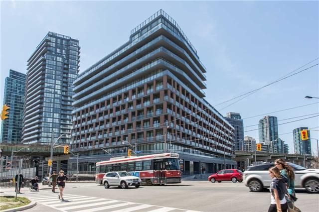 1003 - 169 Fort York Blvd, Condo with 2 bedrooms, 2 bathrooms and null parking in Toronto ON | Image 1