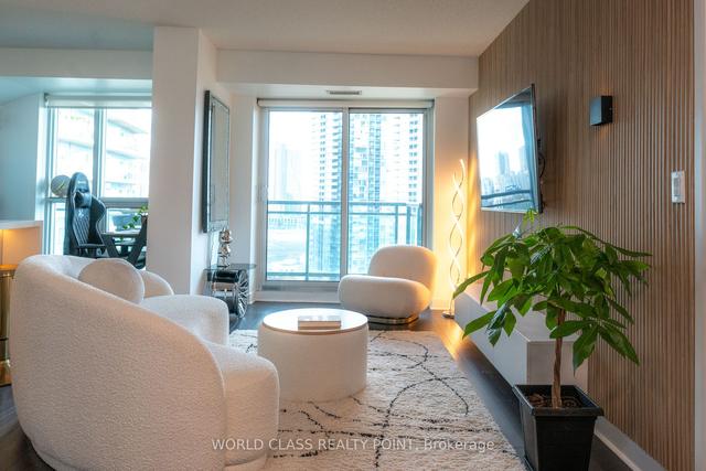 1402 - 155 Legion Rd N, Condo with 1 bedrooms, 1 bathrooms and 1 parking in Toronto ON | Image 12