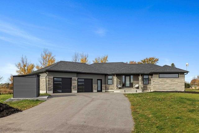 727 Matthie Rd, House detached with 3 bedrooms, 3 bathrooms and 12 parking in Prince Edward County ON | Card Image