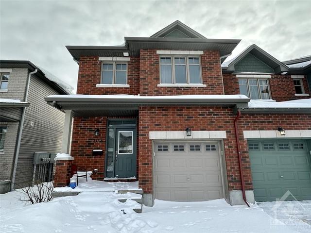 103 Hawkeswood Drive, Townhouse with 3 bedrooms, 3 bathrooms and 2 parking in Ottawa ON | Image 1