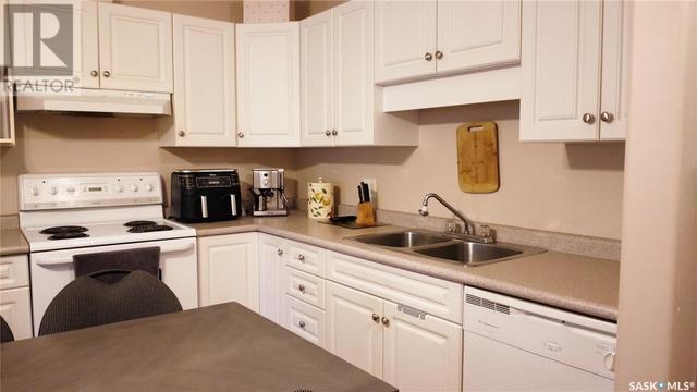 109 - 215 Lowe Road, Condo with 2 bedrooms, 2 bathrooms and null parking in Saskatoon SK | Image 9