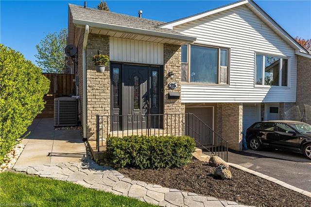 25 Telfer Court, House semidetached with 3 bedrooms, 1 bathrooms and 3 parking in Brant ON | Image 2