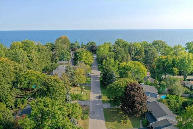 145 Wolfdale Ave, House detached with 4 bedrooms, 4 bathrooms and 10 parking in Oakville ON | Image 12