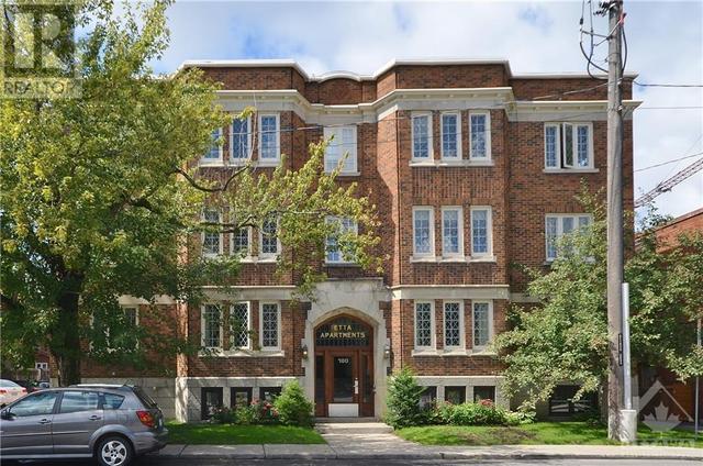 2 - 180 Augusta Street, Condo with 2 bedrooms, 1 bathrooms and null parking in Ottawa ON | Image 1