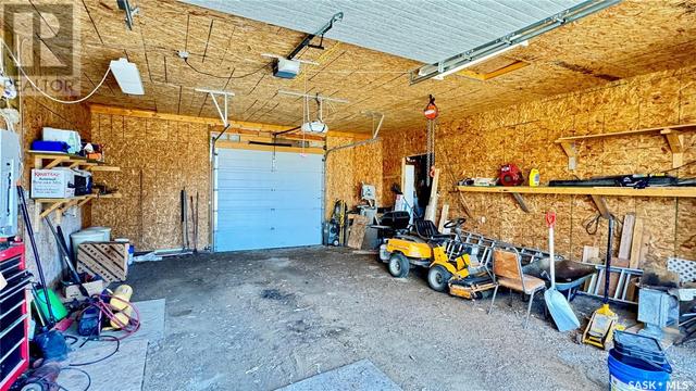 450 Macdonald Avenue, House detached with 3 bedrooms, 2 bathrooms and null parking in Craik SK | Image 47