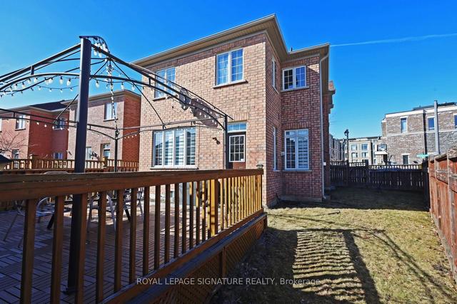 13 Maryterance Crt, House detached with 3 bedrooms, 4 bathrooms and 3 parking in Markham ON | Image 22