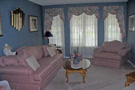 871 Peggoty Circ, House detached with 4 bedrooms, 4 bathrooms and 4 parking in Oshawa ON | Image 4