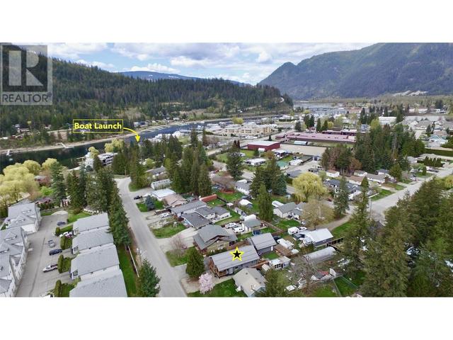 230 White Pine Crescent, House detached with 3 bedrooms, 2 bathrooms and 3 parking in Sicamous BC | Image 61