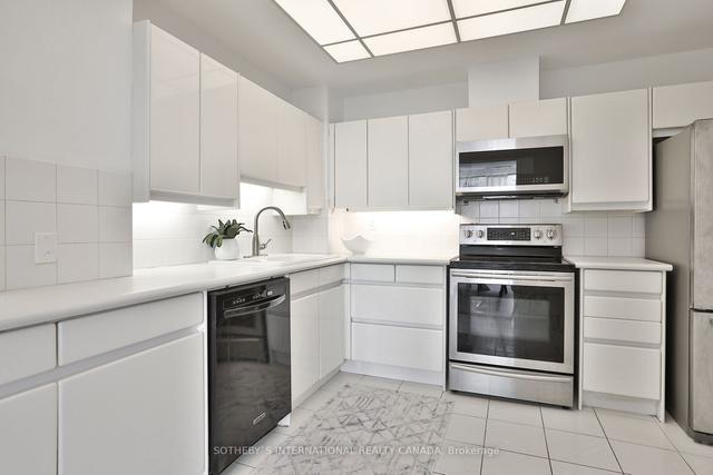 1003 - 7 Broadway Ave, Condo with 2 bedrooms, 2 bathrooms and 0 parking in Toronto ON | Image 8