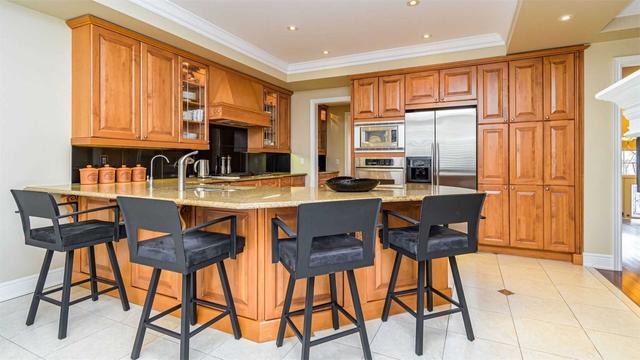 17 - 2400 Neyagawa Blvd, Townhouse with 3 bedrooms, 4 bathrooms and 4 parking in Oakville ON | Image 8