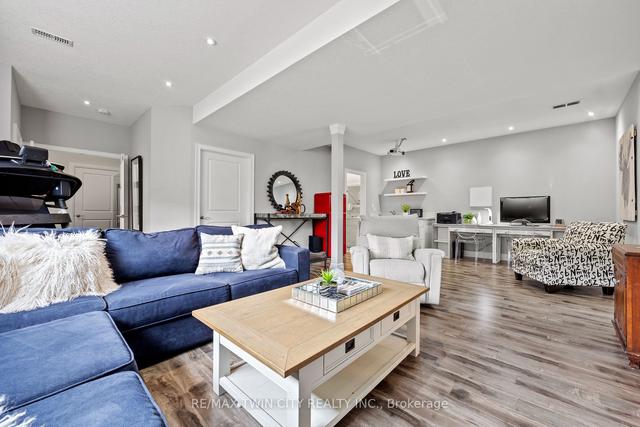 271 Grey Silo Rd, Townhouse with 5 bedrooms, 4 bathrooms and 4 parking in Waterloo ON | Image 20