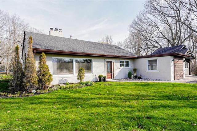 1212 Highway 2, House detached with 3 bedrooms, 2 bathrooms and 6 parking in Kingston ON | Image 23