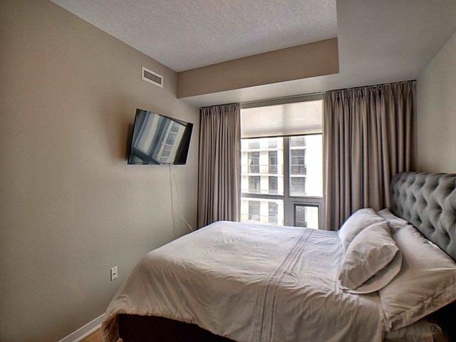711 - 90 Charlton Ave W, Condo with 2 bedrooms, 2 bathrooms and 1 parking in Hamilton ON | Image 6