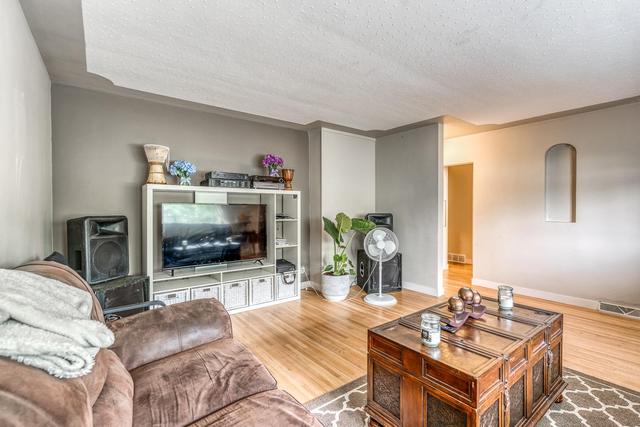 2712 14 Street Sw, House detached with 4 bedrooms, 2 bathrooms and 3 parking in Calgary AB | Image 5